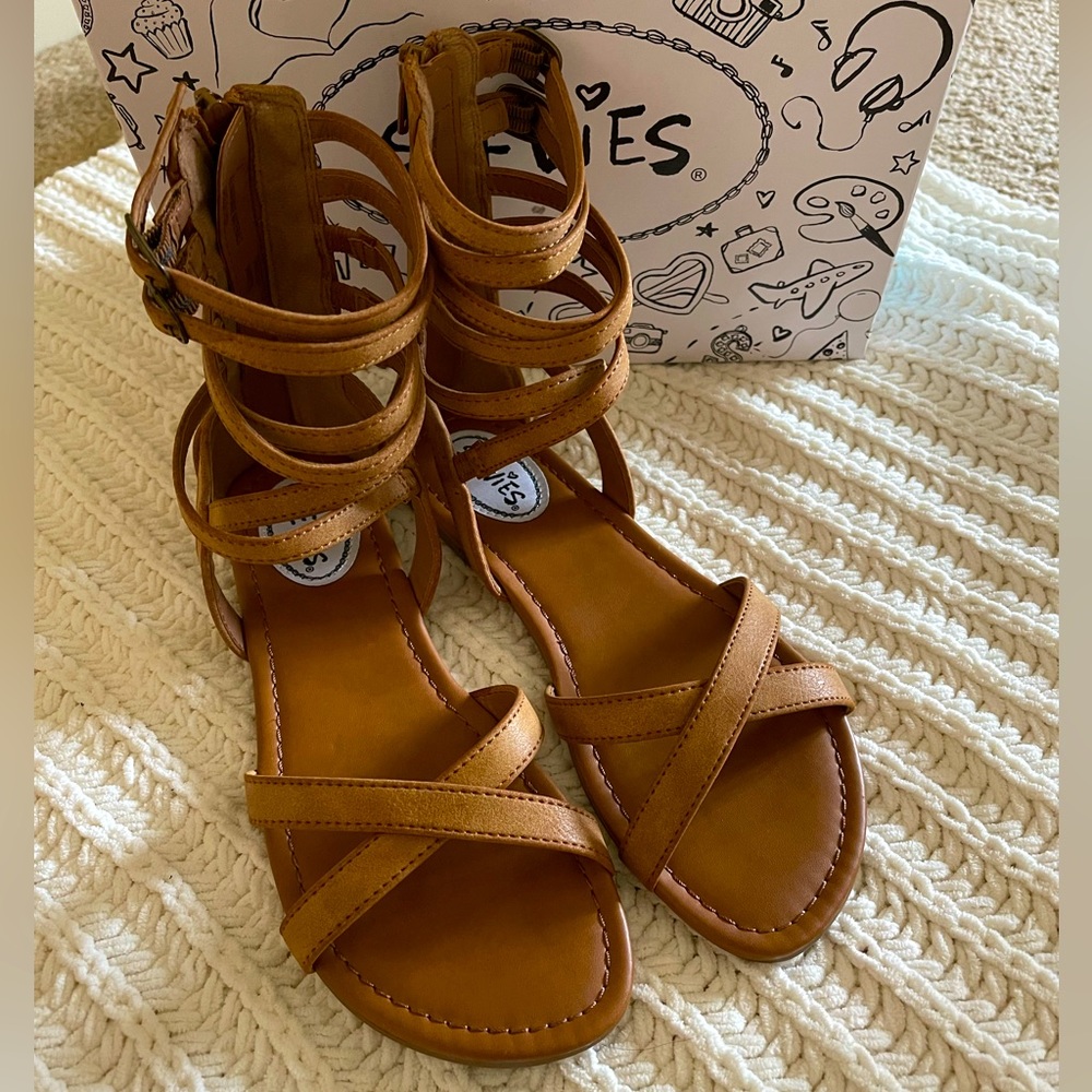 STEVE MADDEN Women’s GLADIATOR sandals